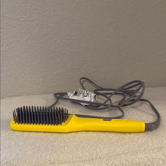 Drybar Brush Crush Yellow Heated Styling Straightening Hair Brush - Picture 5 of 7